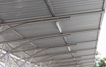 installing Mounters metal roofing