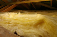 Mounters pitch roof insulation